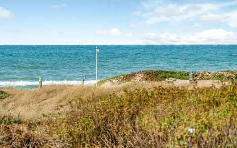 Esma - 150M from the Sea: Sky, Blue, Water, Daytime, Green, Body Of Water, Horizon, Natural Environment, Sea
