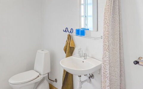 Elef - 2.0Km from the Sea: Plumbing Fixture, Toilet Seat, Bathroom, Toilet, Interior Design, Floor, Flooring, Plumbing, Bathroom Sink, Sink