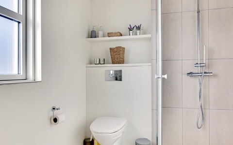 Dimka - 300M from the Sea: Bathroom, Plumbing Fixture, Wall, Flooring, Toilet, Interior Design, Floor, Toilet Seat, Plumbing, Tap