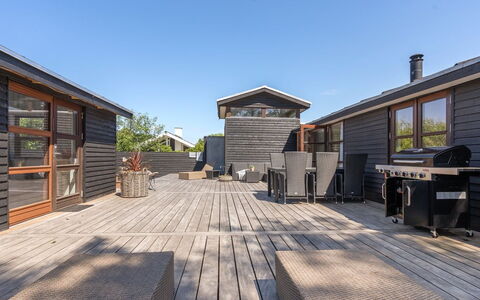 Grubbe - 600M from the Sea: Roof, House, Land Lot, Home, Cottage, Estate, Garden Buildings, Shade, Log Cabin, Landscaping