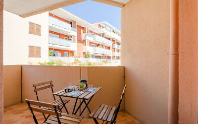 Accommodation:&nbsp;Régina 260.14