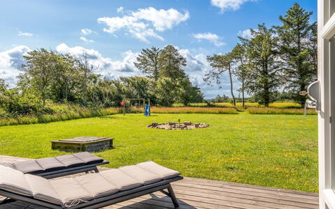 Engelina - 1.3Km from the Sea: Grass, House, Roof, Home, Cottage, Shrub, Land Lot, Rural Area, Farmhouse, Groundcover