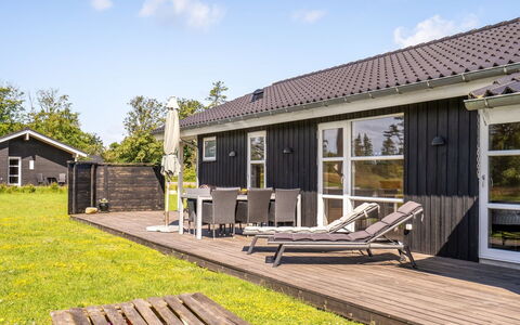 Engelina - 1.3Km from the Sea: Grass, House, Roof, Home, Cottage, Shrub, Land Lot, Rural Area, Farmhouse, Groundcover