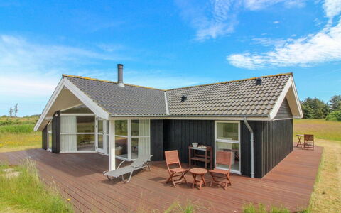 Bengt - 1Km from the Sea: Wood, Furniture, Apartment, Room, Ceiling, Wood Stain, Chair, Hardwood, Varnish, Lumber