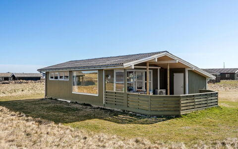 Asger - 50M from the Sea: Architecture, Roof, Home, Composite Material, Daylighting, Siding, Driveway