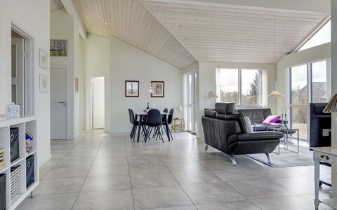 Luci - 500M from the Sea: House, Home, Door, Roof, Cottage, Estate, Garden, Shade, Siding, Yard