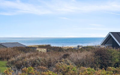 Marjanna - 350M from the Sea
