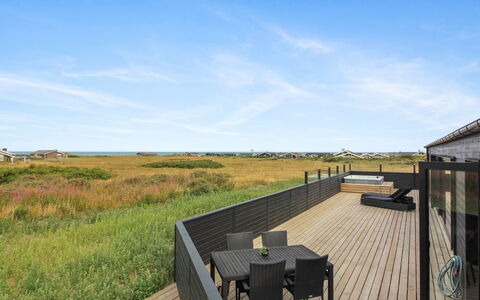 Heilo - 300M from the Sea: Wood, Roof, Architecture, Home, House, Cottage, Siding, Hardwood, Slope, Estate