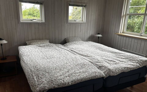 Hauke - 478M from the Sea: Bedroom, Bed, Bed Sheet, Bedding, Bed Frame, Linens, Pillow, Throw Pillow, Hardwood, Lamp