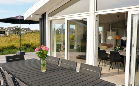 Halsten - 551M from the Sea: Blue, Shrub, Cottage, Groundcover, Garden, Estate, Shade, Landscaping, Farmhouse, Eco Hotel