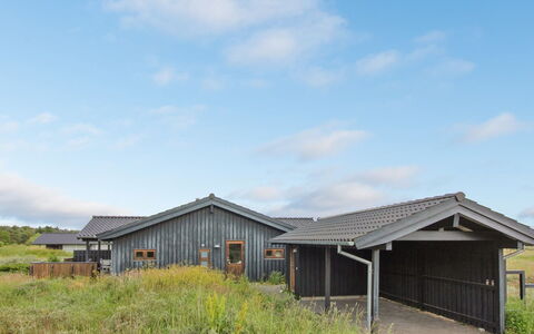 Emma - 976M from the Sea: Roof, Architecture, Land Lot, Home, Cottage, Siding, Estate, Garden Buildings, Shed, Farmhouse