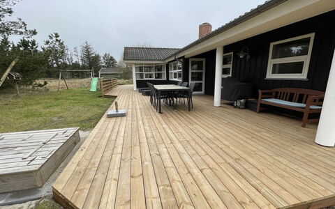 Carlina - 1.3Km from the Sea: Architecture, Roof, Home, Composite Material, Daylighting, Siding, Driveway