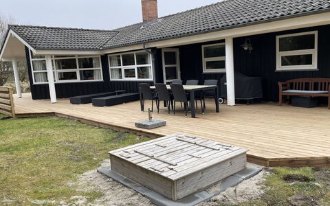 Carlina - 1.3Km from the Sea: Architecture, Roof, Home, Composite Material, Daylighting, Siding, Driveway