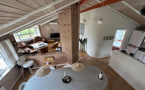 Carlina - 1.3Km from the Sea: Architecture, Roof, Home, Composite Material, Daylighting, Siding, Driveway
