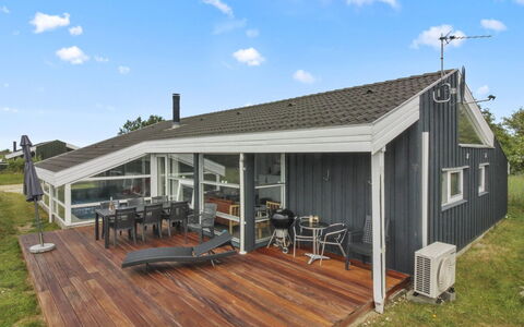 Ilmo - 950M from the Sea: Wood, Roof, Home, Cottage, Hardwood, Shade, Estate, Siding, Porch, Design