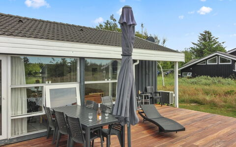 Ilmo - 950M from the Sea: Wood, Furniture, Outdoor Furniture, Roof, Porch, Shade, Chair, Home, Deck, Hardwood