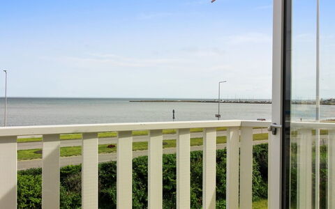 Kosara - 50M from the Sea: Architecture, Roof, Home, Composite Material, Daylighting, Siding, Driveway