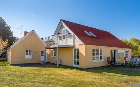Tara - 300M from the Sea: Thatching, Cottage, House, Roof, Home, Farmhouse, Hut, Estate, Village