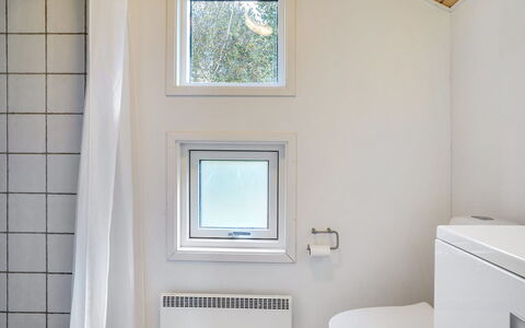Tishon - 100M from the Sea: Wall, Flooring, Interior Design, Wood, Floor, Ceiling, Plumbing Fixture, Bathroom, Room, Home
