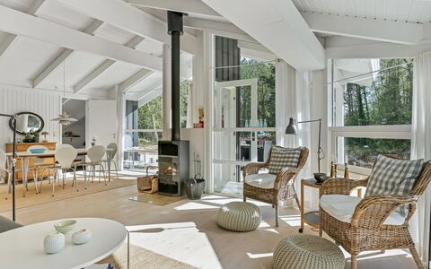 Ran - 600M from the Sea: Interior Design, Furniture, Ceiling, Wood, Flooring, Floor, Living Room, Chair, Home, Light Fixture