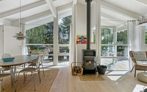 Ran - 600M from the Sea: Interior Design, Ceiling, Flooring, Floor, Furniture, Living Room, Home, Light Fixture, Chair, Room