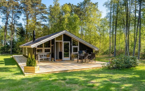 Vasa - 400M from the Sea: Wood, Home, Porch, Deck, Hardwood, Roof, Wood Stain, Wood Flooring, Eco Hotel
