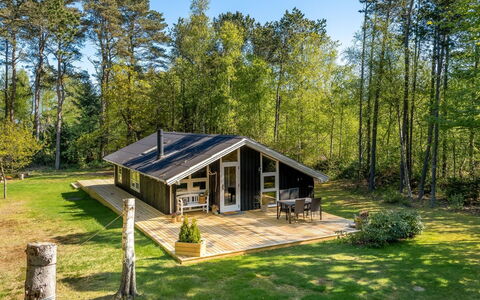 Vasa - 400M from the Sea: Wood, Home, Porch, Deck, Hardwood, Roof, Wood Stain, Wood Flooring, Eco Hotel