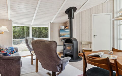Sörine - 2Km from the Sea: Wood, Home, Porch, Deck, Hardwood, Roof, Wood Stain, Wood Flooring, Eco Hotel