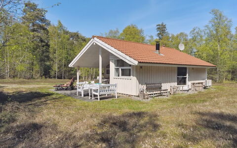 Sörine - 2Km from the Sea: Wood, Home, Porch, Deck, Hardwood, Roof, Wood Stain, Wood Flooring, Eco Hotel