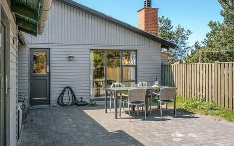 Petersen - 50M from the Sea: Wood, Home, Porch, Deck, Hardwood, Roof, Wood Stain, Wood Flooring, Eco Hotel