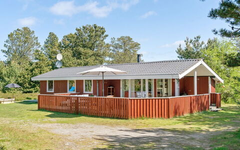 Hrefna - 350M from the Sea: Roof, House, Land Lot, Home, Cottage, Estate, Garden Buildings, Shade, Log Cabin, Landscaping