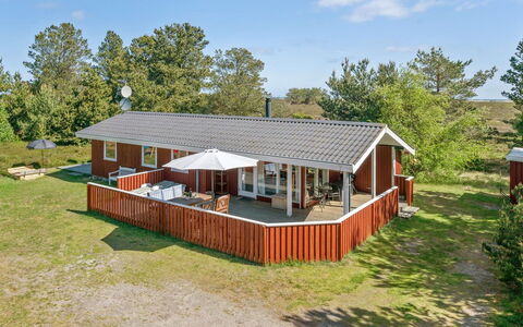 Hrefna - 350M from the Sea: Roof, House, Land Lot, Home, Cottage, Estate, Garden Buildings, Shade, Log Cabin, Landscaping