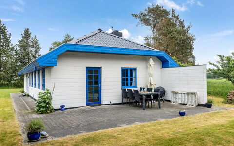 Ema - 5Km from the Sea: Wood, Home, Porch, Deck, Hardwood, Roof, Wood Stain, Wood Flooring, Eco Hotel