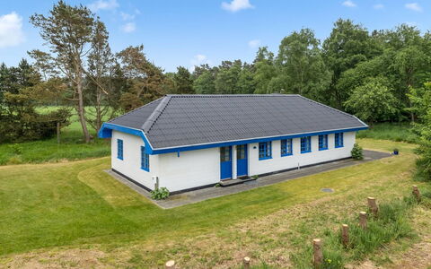 Ema - 5Km from the Sea: Wood, Home, Porch, Deck, Hardwood, Roof, Wood Stain, Wood Flooring, Eco Hotel