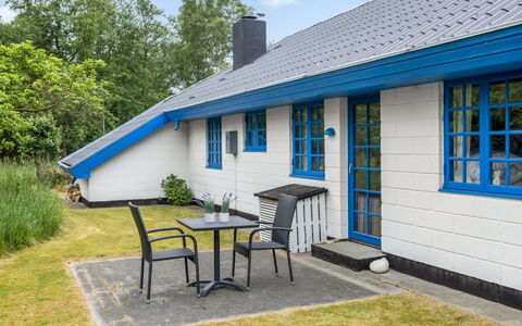 Ema - 5Km from the Sea: Wood, Home, Porch, Deck, Hardwood, Roof, Wood Stain, Wood Flooring, Eco Hotel