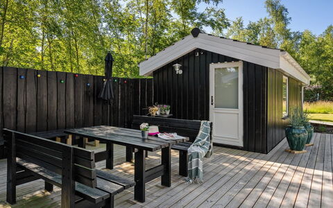 Mika - 1Km from the Sea: Wood, Home, Porch, Deck, Hardwood, Roof, Wood Stain, Wood Flooring, Eco Hotel