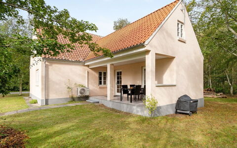 Hildegunn - 200M from the Sea: Wood, Home, Porch, Deck, Hardwood, Roof, Wood Stain, Wood Flooring, Eco Hotel