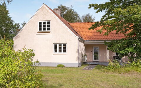 Hildegunn - 200M from the Sea: Wood, Home, Porch, Deck, Hardwood, Roof, Wood Stain, Wood Flooring, Eco Hotel