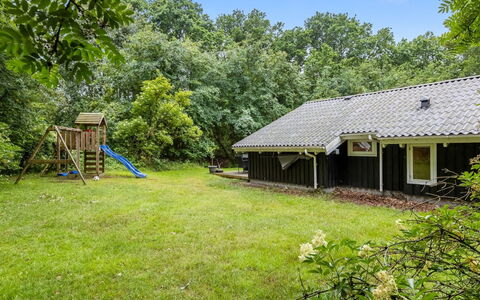 Lovis - 600M from the Sea: Tree, House, Cottage, Roof, Home, Rural Area, Land Lot, Garden, Shade, Estate