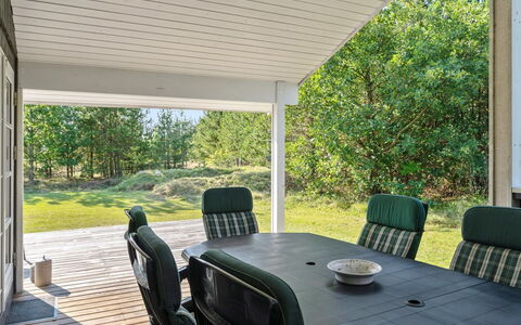 Dorith - 400M from the Sea: Architecture, Roof, Home, Composite Material, Daylighting, Siding, Driveway