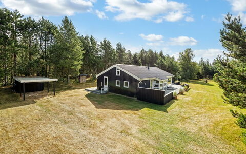 Friederike - 300M from the Sea: Blue, Shrub, Cottage, Groundcover, Garden, Estate, Shade, Landscaping, Farmhouse, Eco Hotel