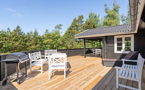 Dorthea - 200M from the Sea: Furniture, Interior Design, Flooring, Wood, Floor, Ceiling, Wood Flooring, Chair, Table, Lighting