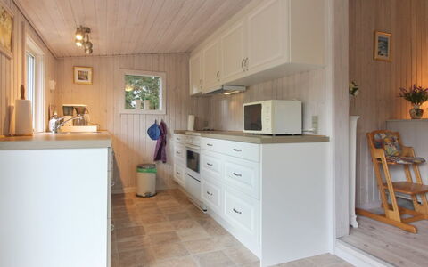 Elmer - 400M from the Sea: Grass, Grassland, Land Lot, Cottage, Rural Area, Meadow, Garden Buildings, Garden, Shed