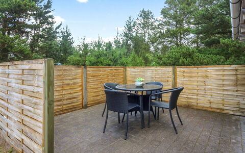 Elmer - 400M from the Sea: Grass, Grassland, Land Lot, Cottage, Rural Area, Meadow, Garden Buildings, Garden, Shed