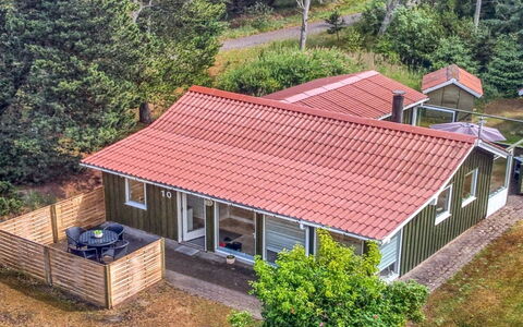 Elmer - 400M from the Sea: Grass, Grassland, Land Lot, Cottage, Rural Area, Meadow, Garden Buildings, Garden, Shed