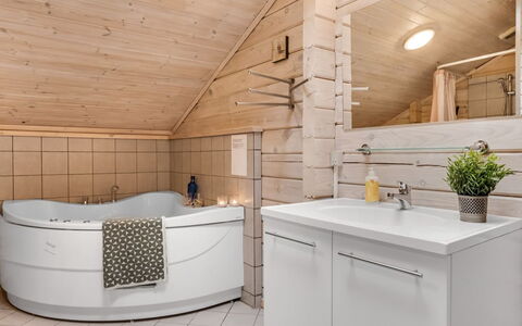 Tanas - 2Km from the Sea: Flooring, Plumbing Fixture, Interior Design, Sink, Floor, Tap, Bathroom Cabinet, Plumbing, Bathroom, Ceiling