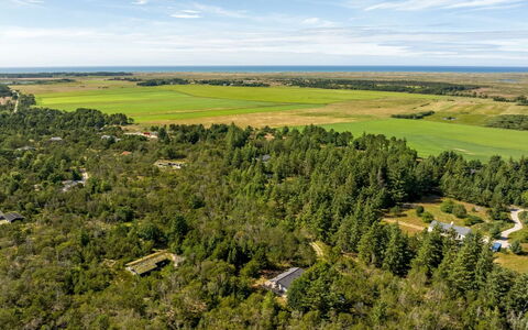 Hakan - 4Km from the Sea: Blue, Shrub, Cottage, Groundcover, Garden, Estate, Shade, Landscaping, Farmhouse, Eco Hotel