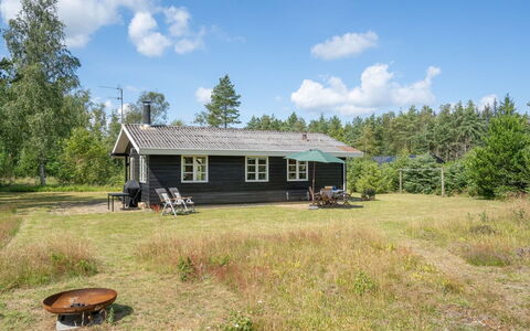 Gizelle - 1.5Km from the Sea: House, Home, Cottage, Estate, Yard, Farmhouse, Siding, Garden Buildings, Porch