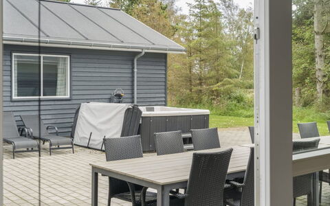 Sinikka - 350M from the Sea: Wood, Home, Porch, Deck, Hardwood, Roof, Wood Stain, Wood Flooring, Eco Hotel