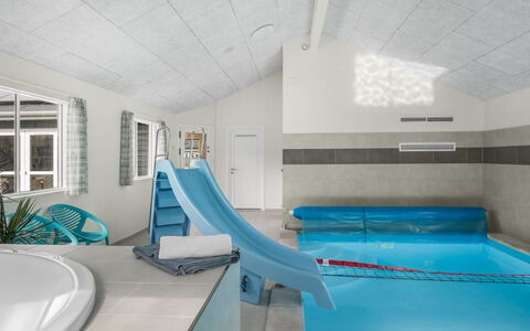 Sinikka - 350M from the Sea: Wood, Home, Porch, Deck, Hardwood, Roof, Wood Stain, Wood Flooring, Eco Hotel